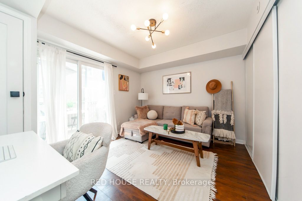33 Canniff Street, #714