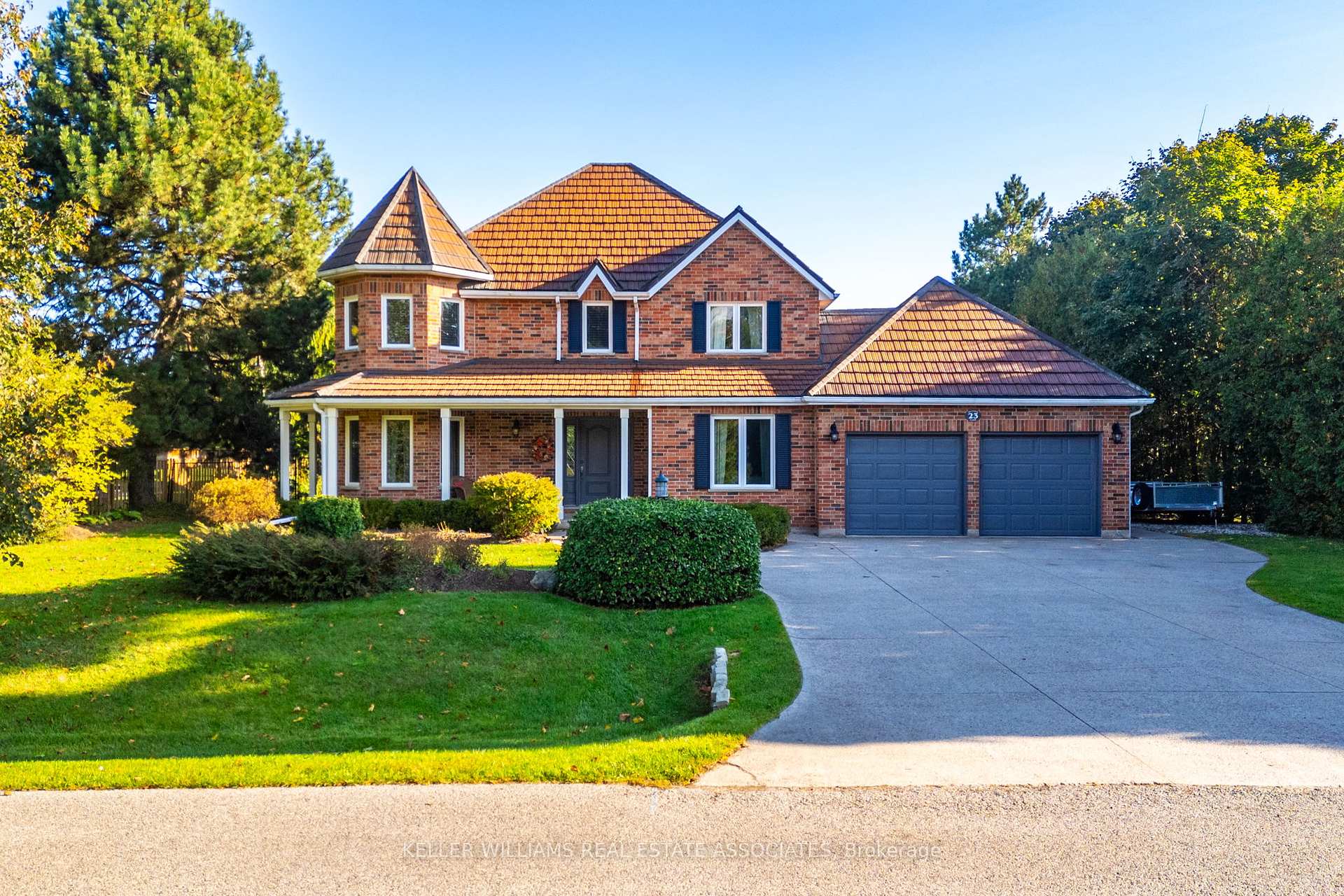 23 Meander Close, Hamilton, ON L0R 1H1