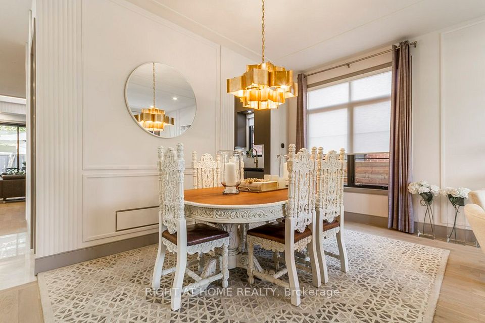 Formal Dining