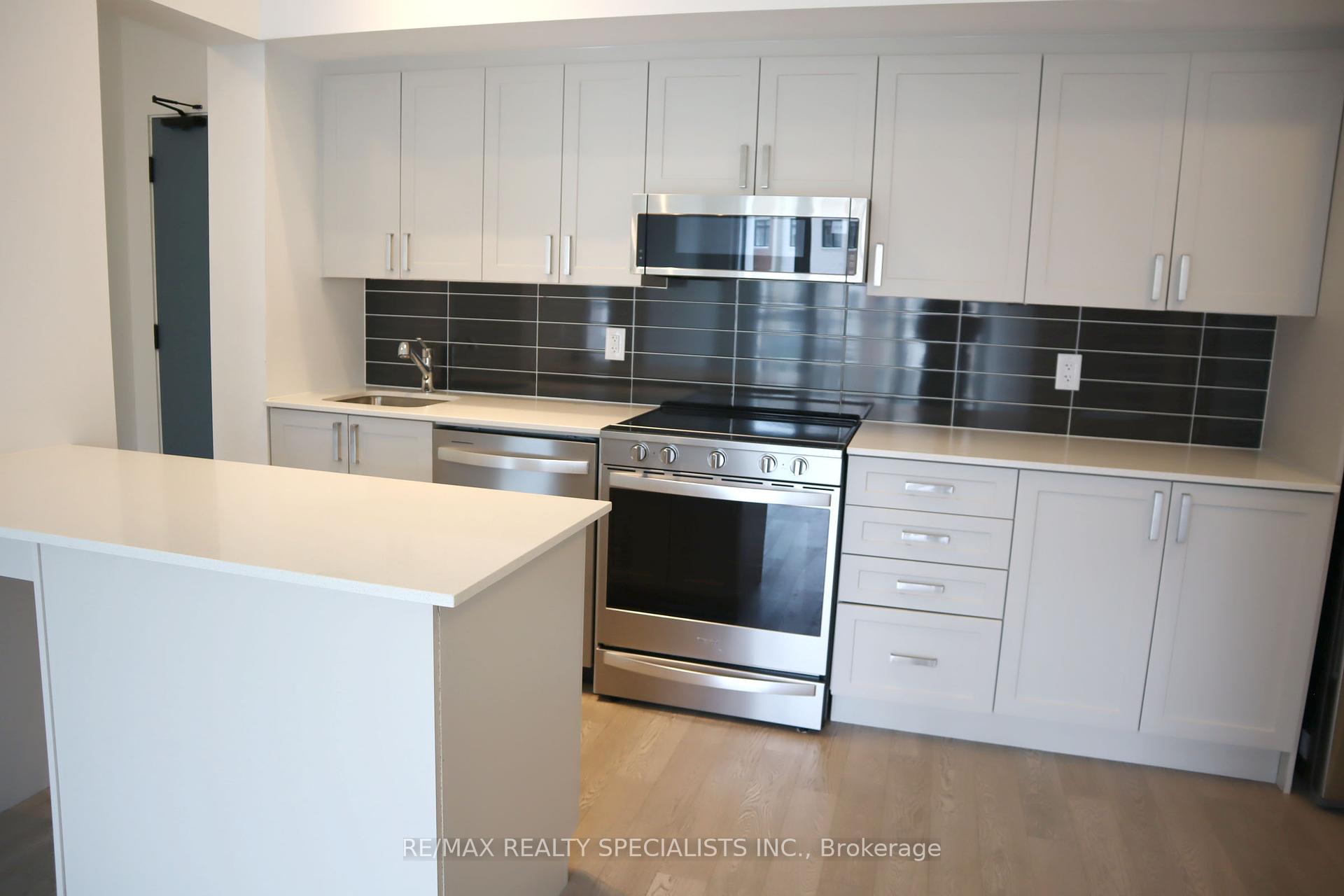 2 Bedrooms Condo at 1063 Douglas McCurdy, Mississauga For sale