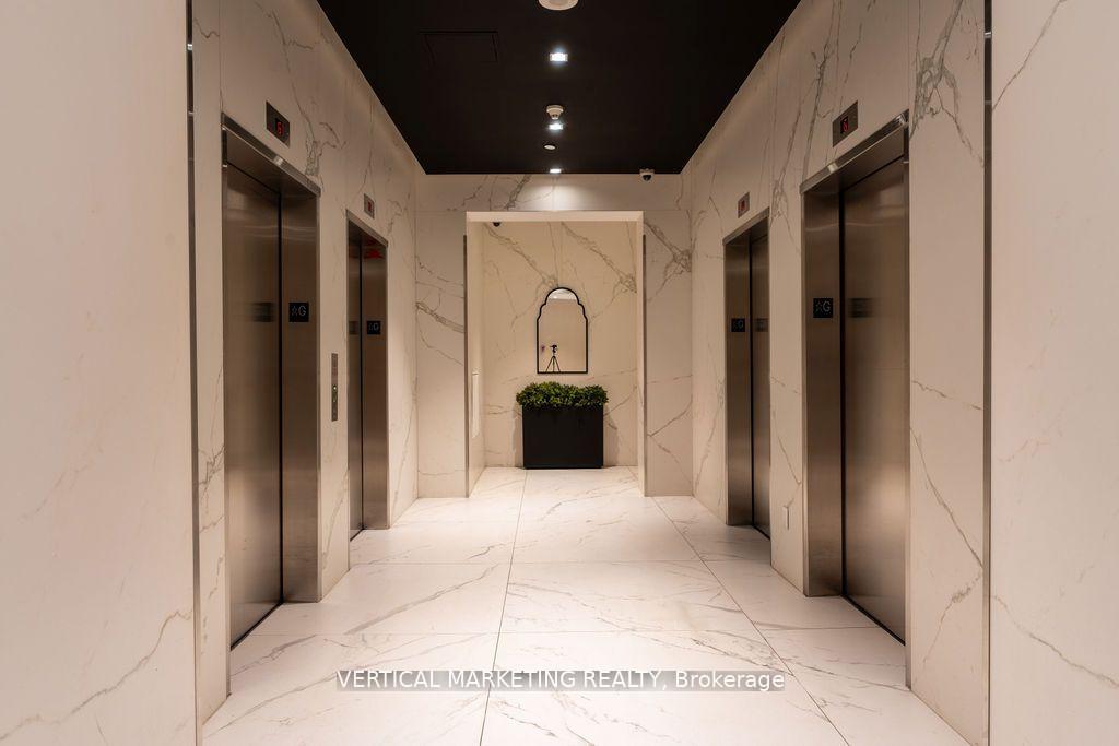 2 Bedrooms Condo at 11 Brunel, Toronto For sale
