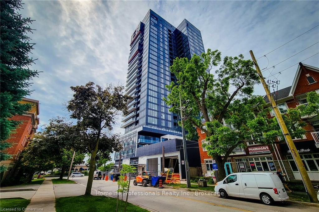 1 Bedroom Condo at 370 Martha,  Burlington For sale