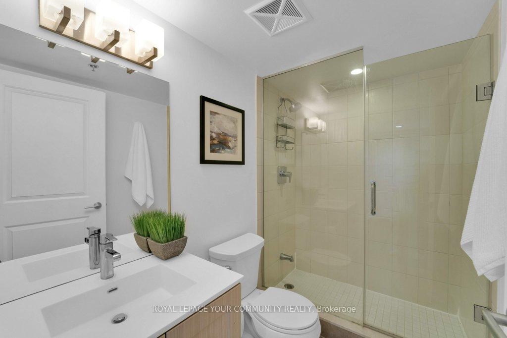 2 Bedrooms Condo at 185 Bonis, Toronto For sale