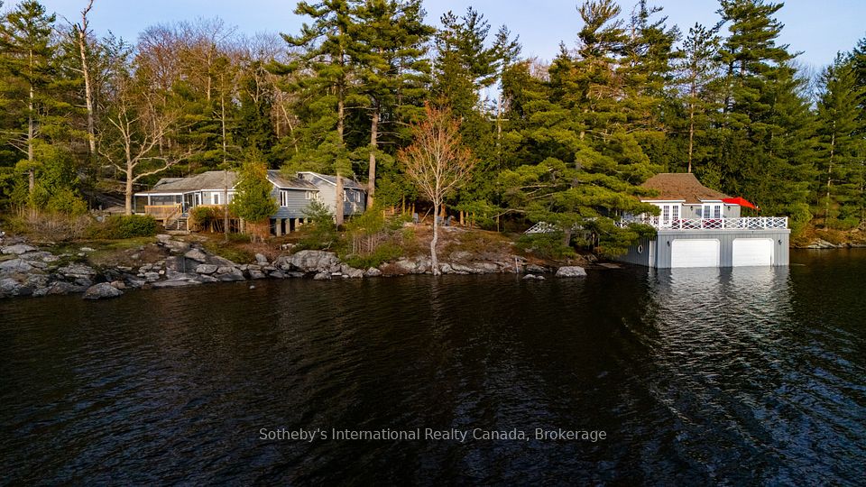 1-1076 Birch Point