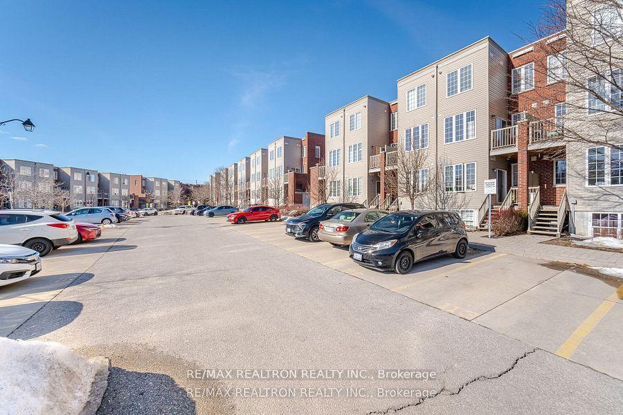 3 Bedrooms Condo at 4711 Kingston, Toronto For sale