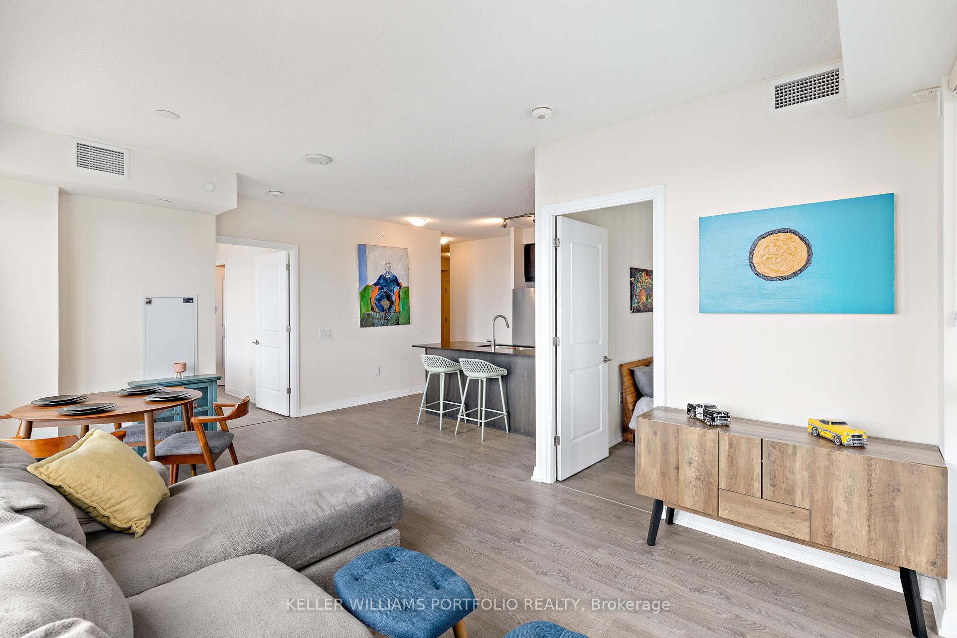 2 Bedrooms Condo at 50 Thomas Riley, Toronto For sale