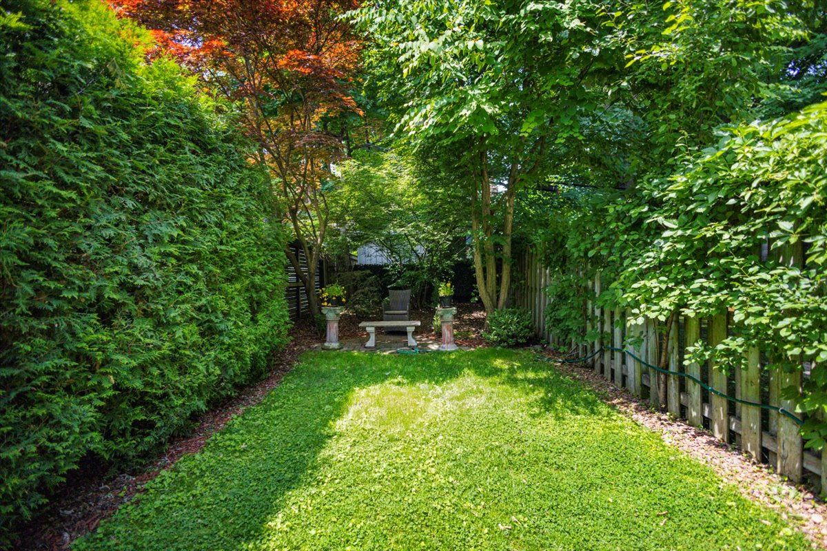 46 Clarendon Avenue
