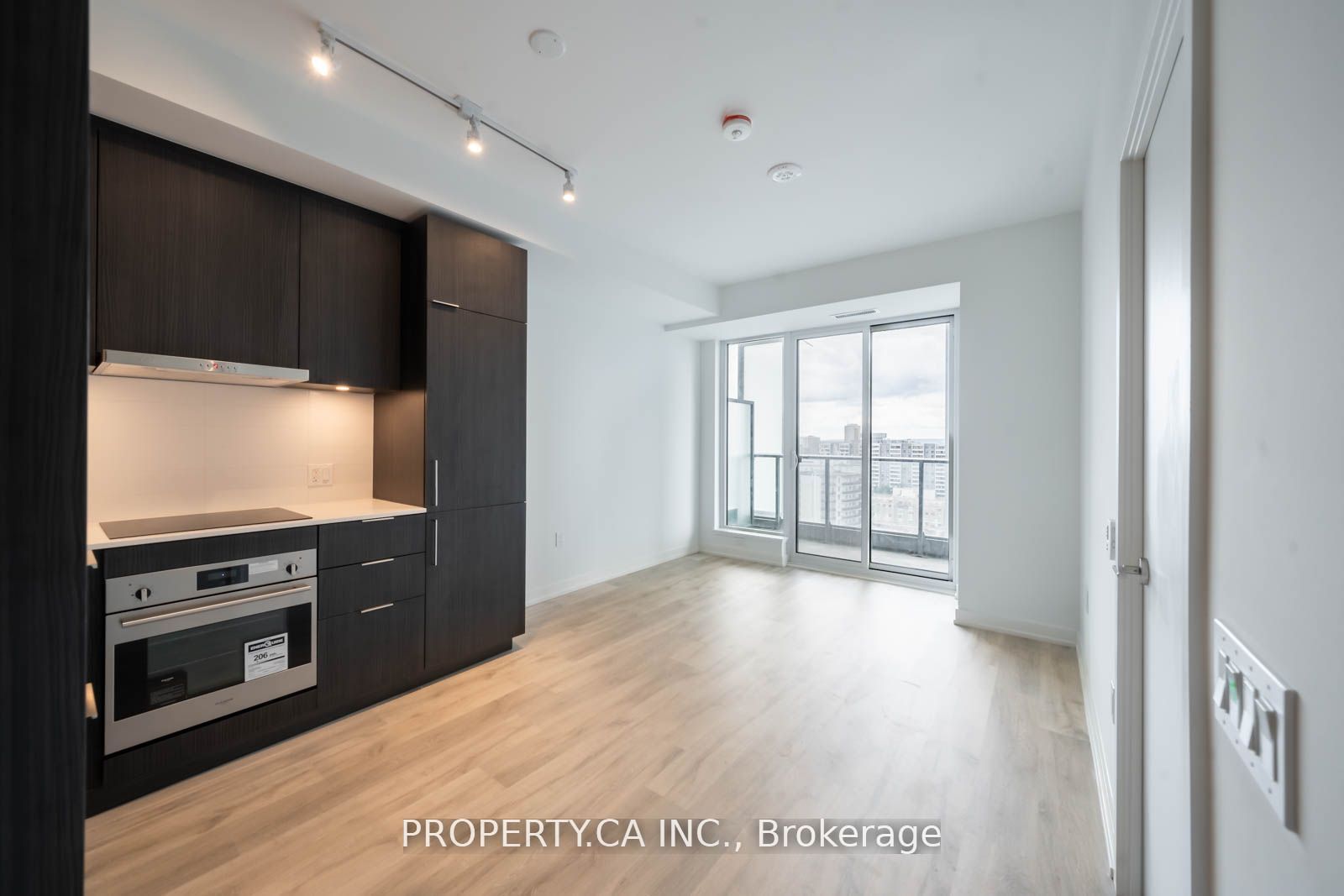 8 Olympic Garden Drive, #1601
