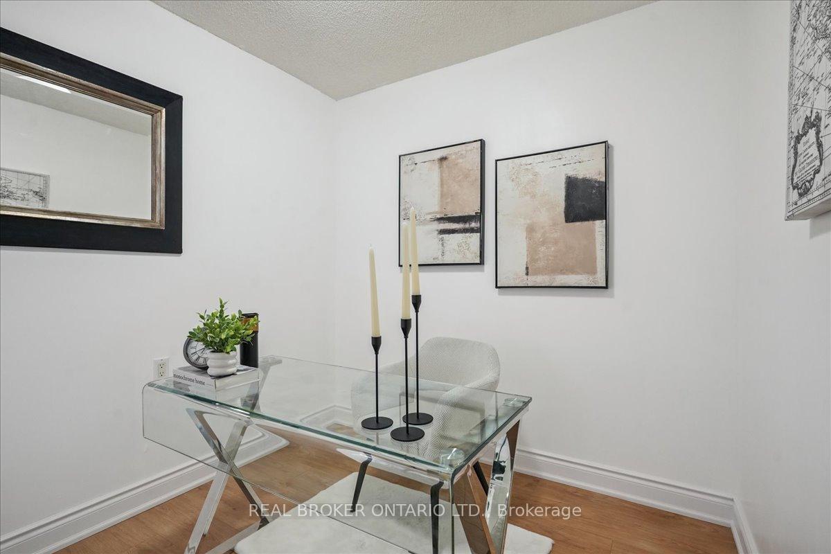 1 Bedroom Condo at 4640 Kimbermount, Mississauga For sale