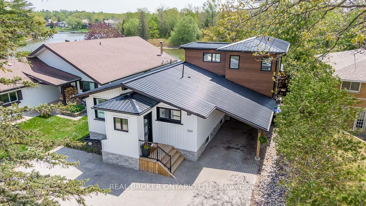 1359 Mosley Street, Wasaga Beach, ON L9Z 2C7