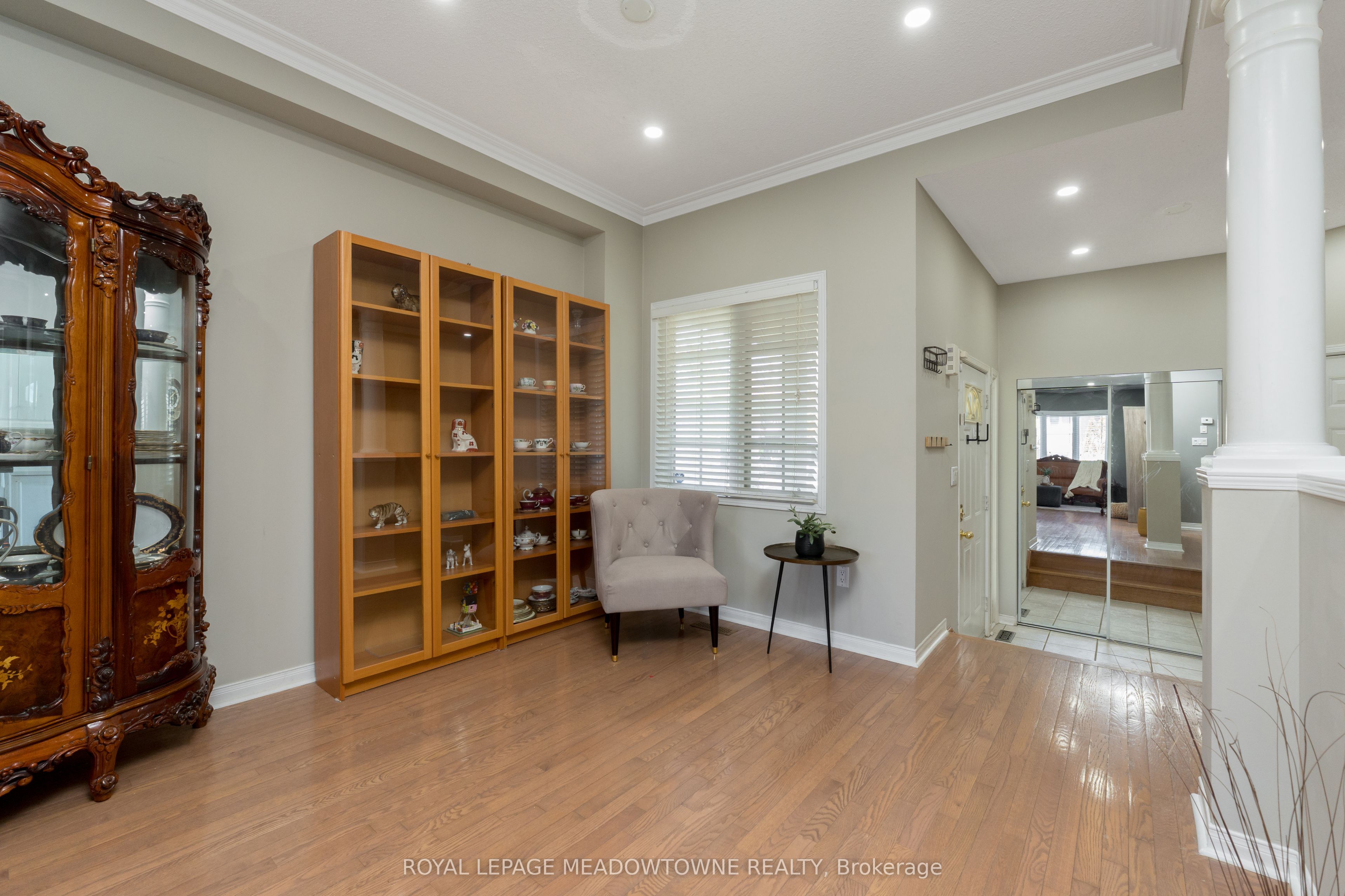 1876 Stevington Crescent
