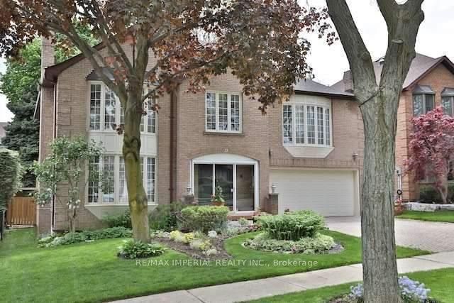 11 Riderwood Drive