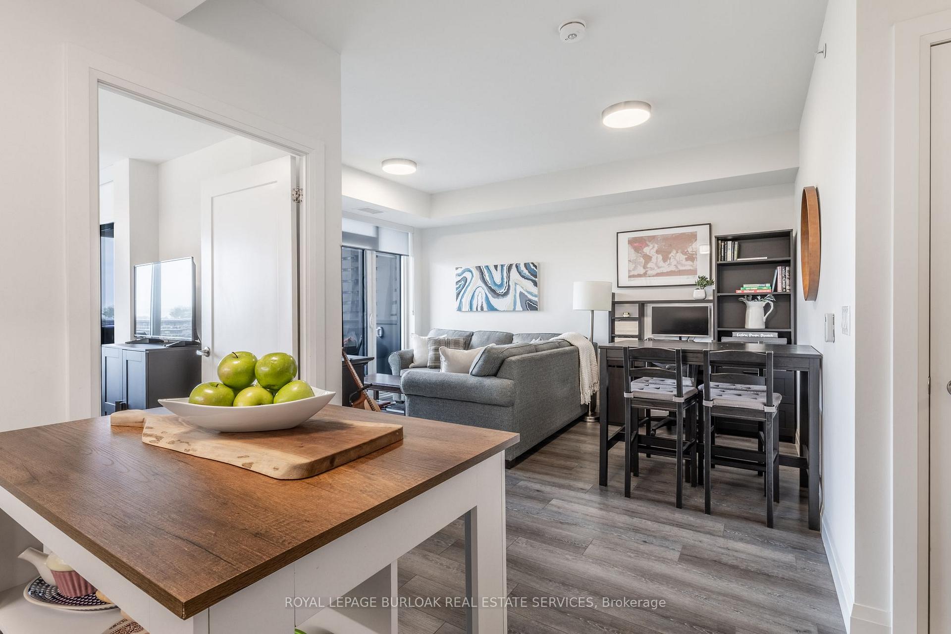 1 Bedroom Condo at 500 Brock, Burlington For sale