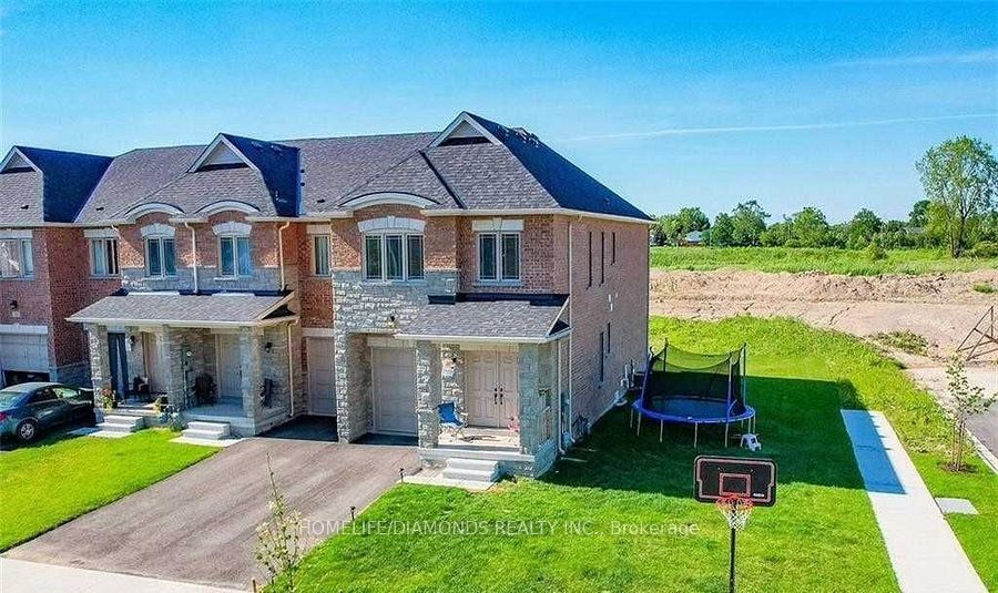 24 BRUTON Street, Thorold, ON L2V 0J6