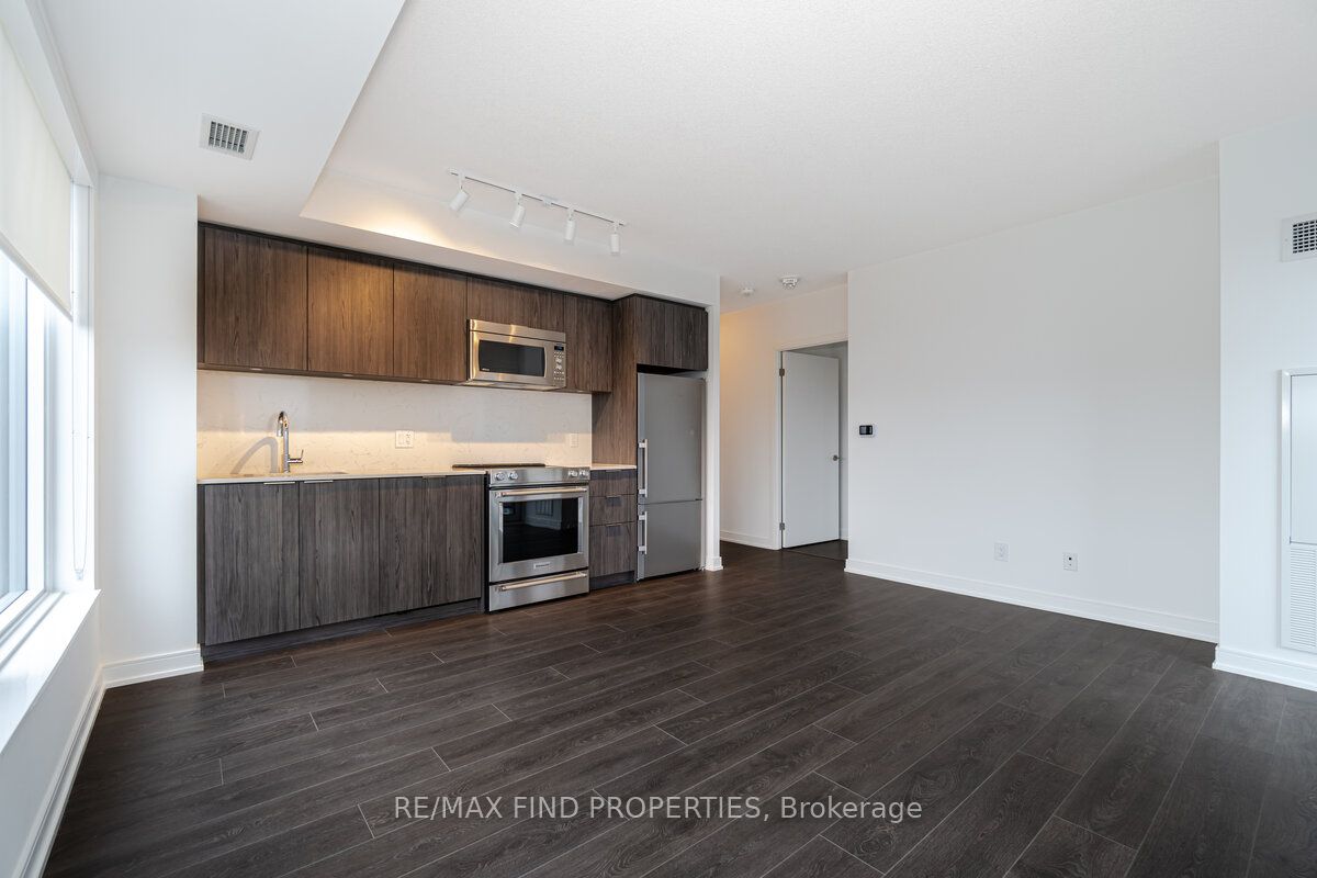 30 Samuel Wood Way, #1002