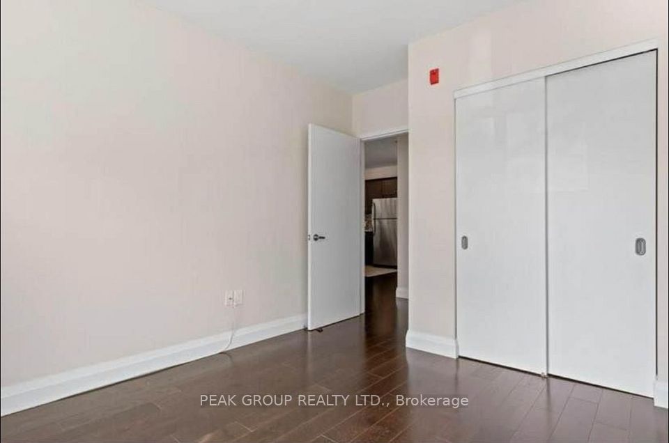 #204 - 26 Wellington, St. Catharines, ON L3R 5P1