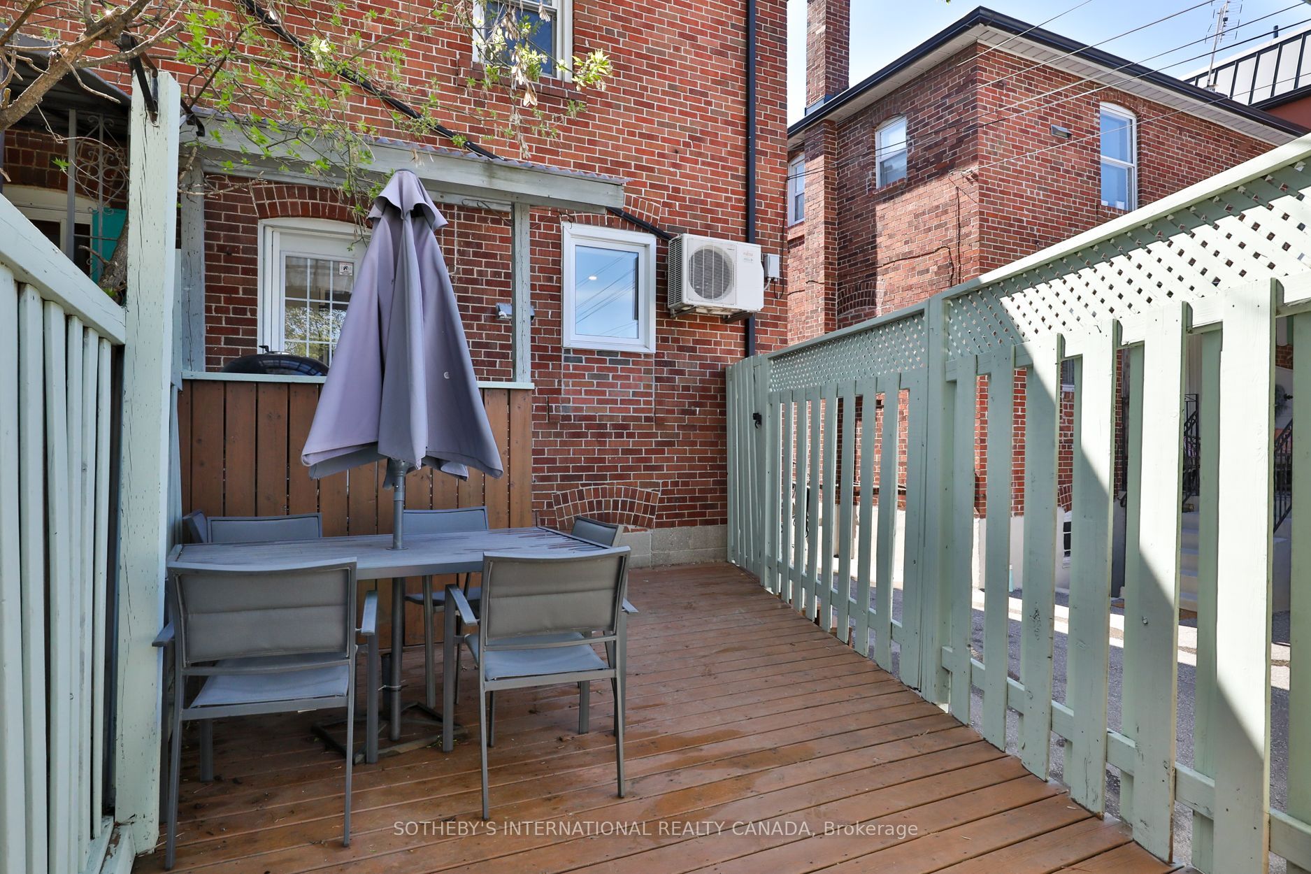 389 Arlington Avenue