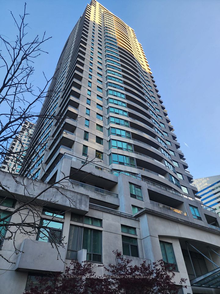 23 Hollywood Avenue