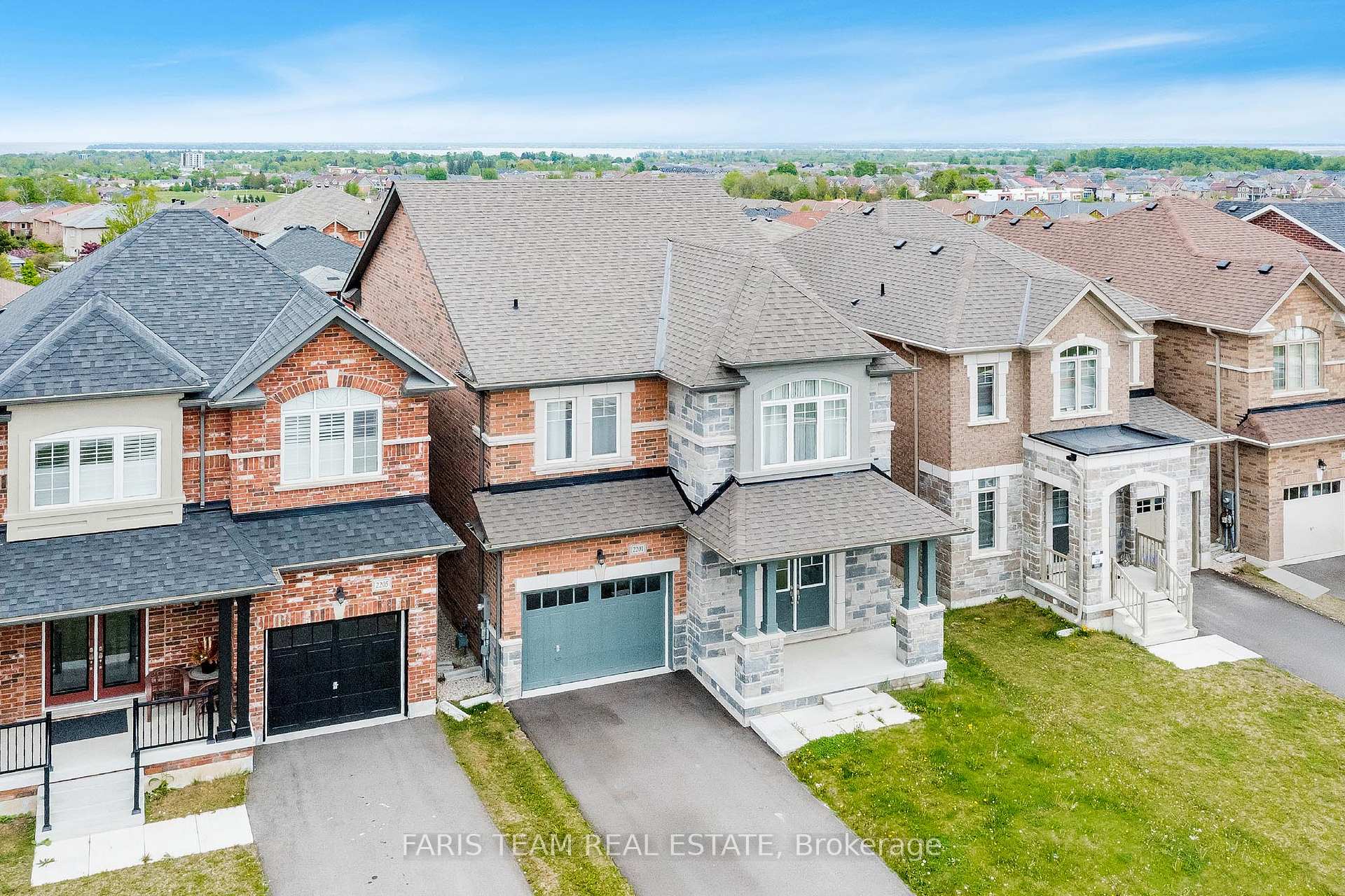 2201 Lozenby Street, Innisfil, ON L9S 0M9
