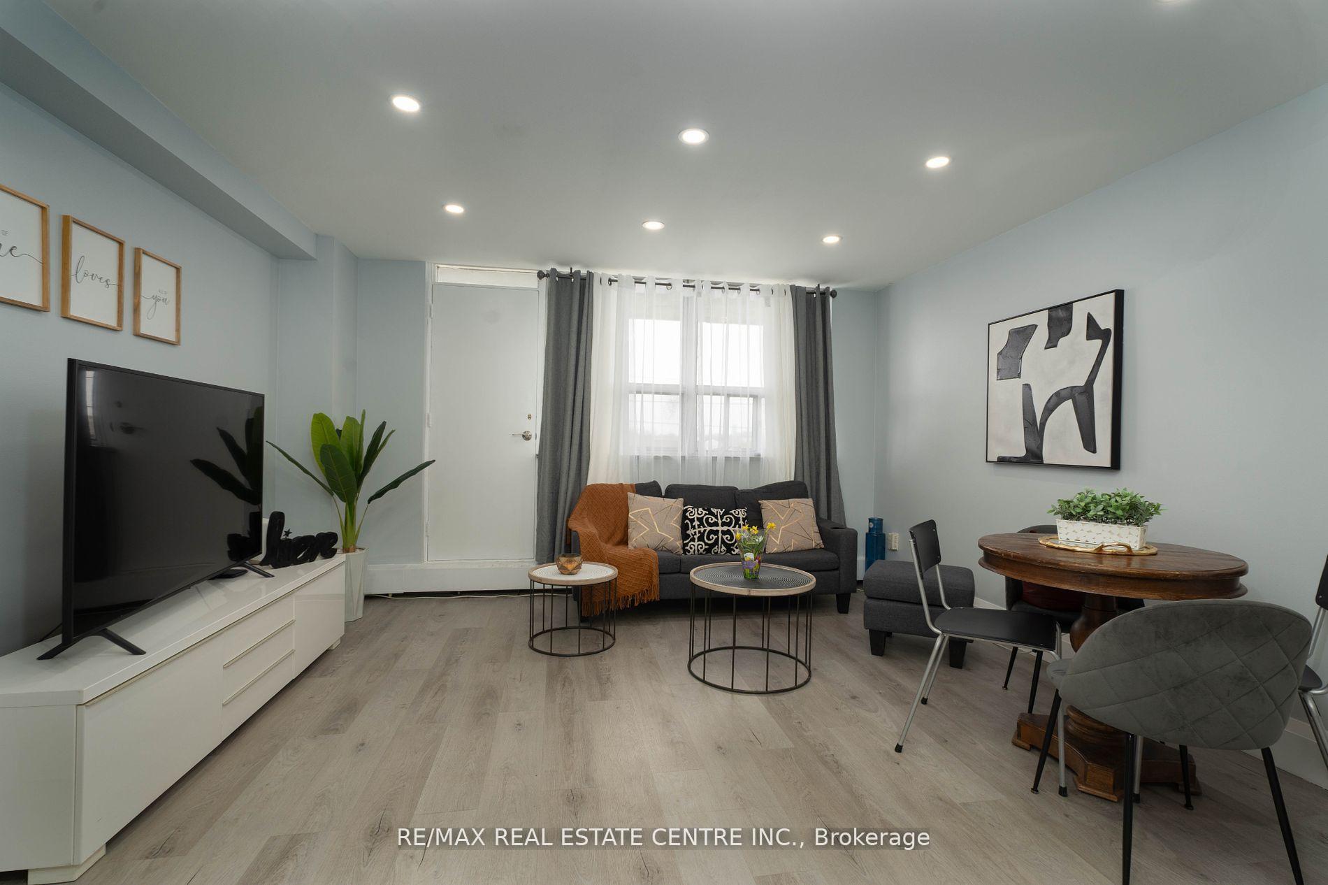 1 Bedroom Co-op at 3621 Lakeshore, Toronto For sale