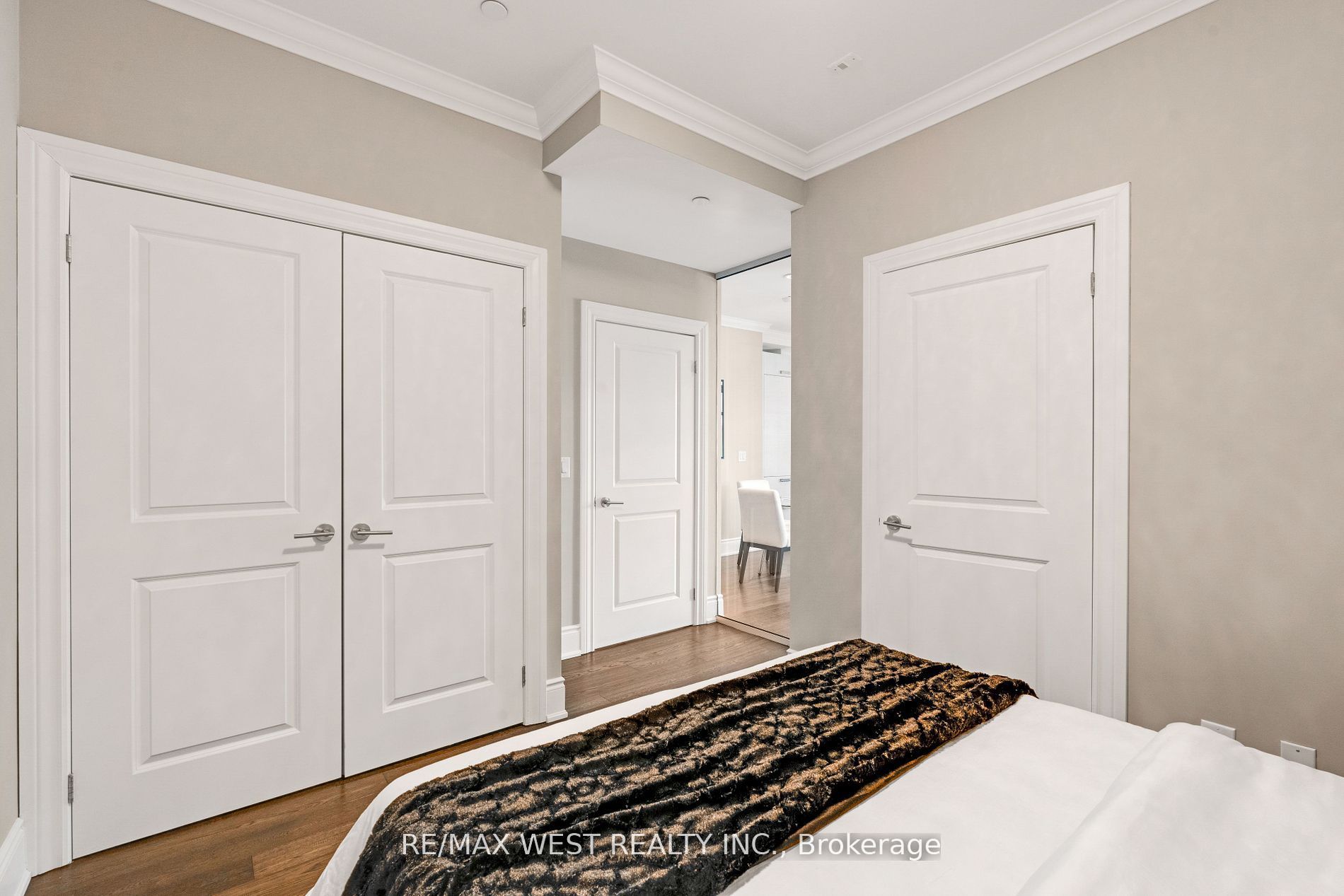 10360 Islington Avenue, #201