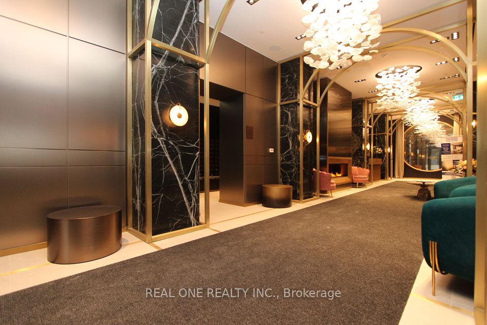 771 Yonge