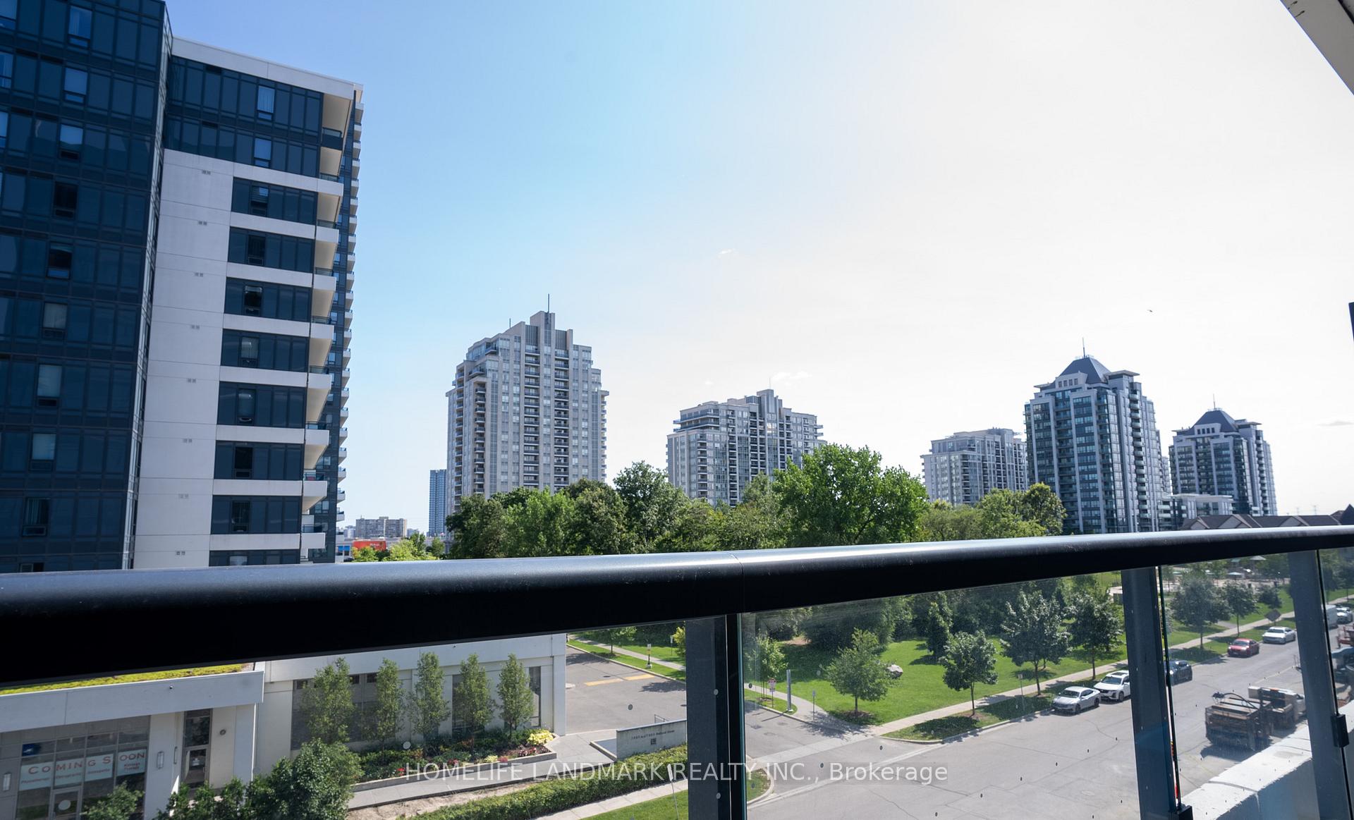 1 Bedroom Condo at 7950 bathurst, Vaughan For sale