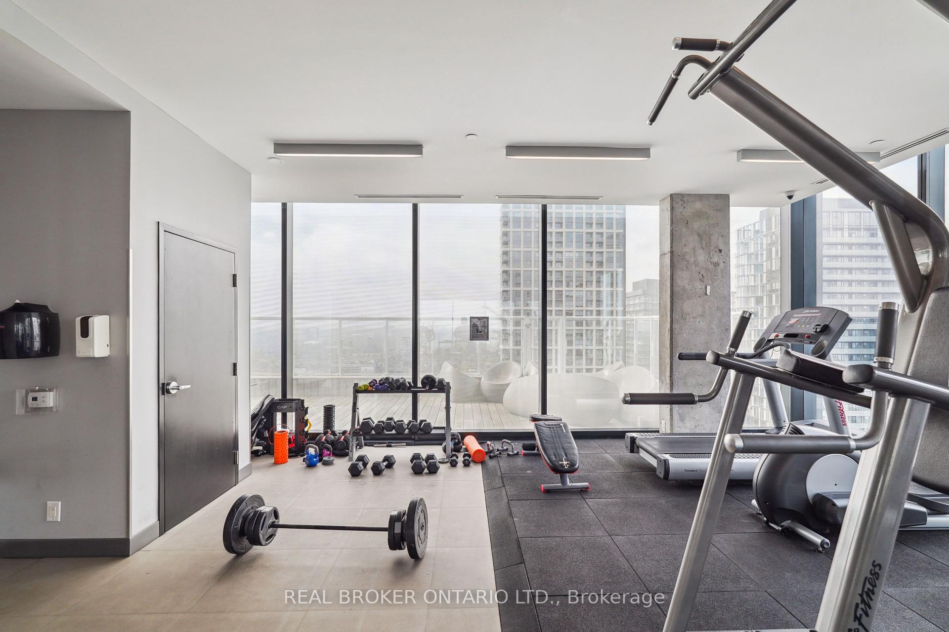 1 Bedroom Condo at 11 Charlotte,  Toronto For sale