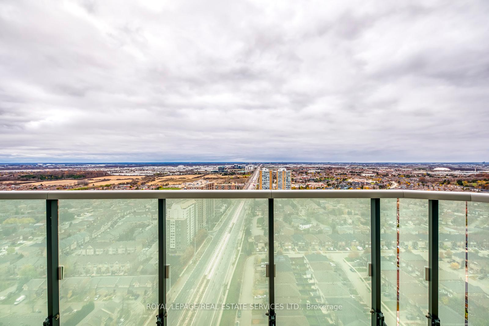 2 Bedrooms Condo at 8 Nahani Way,  Mississauga For sale