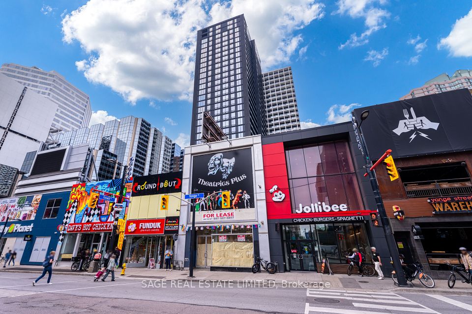 332 Yonge