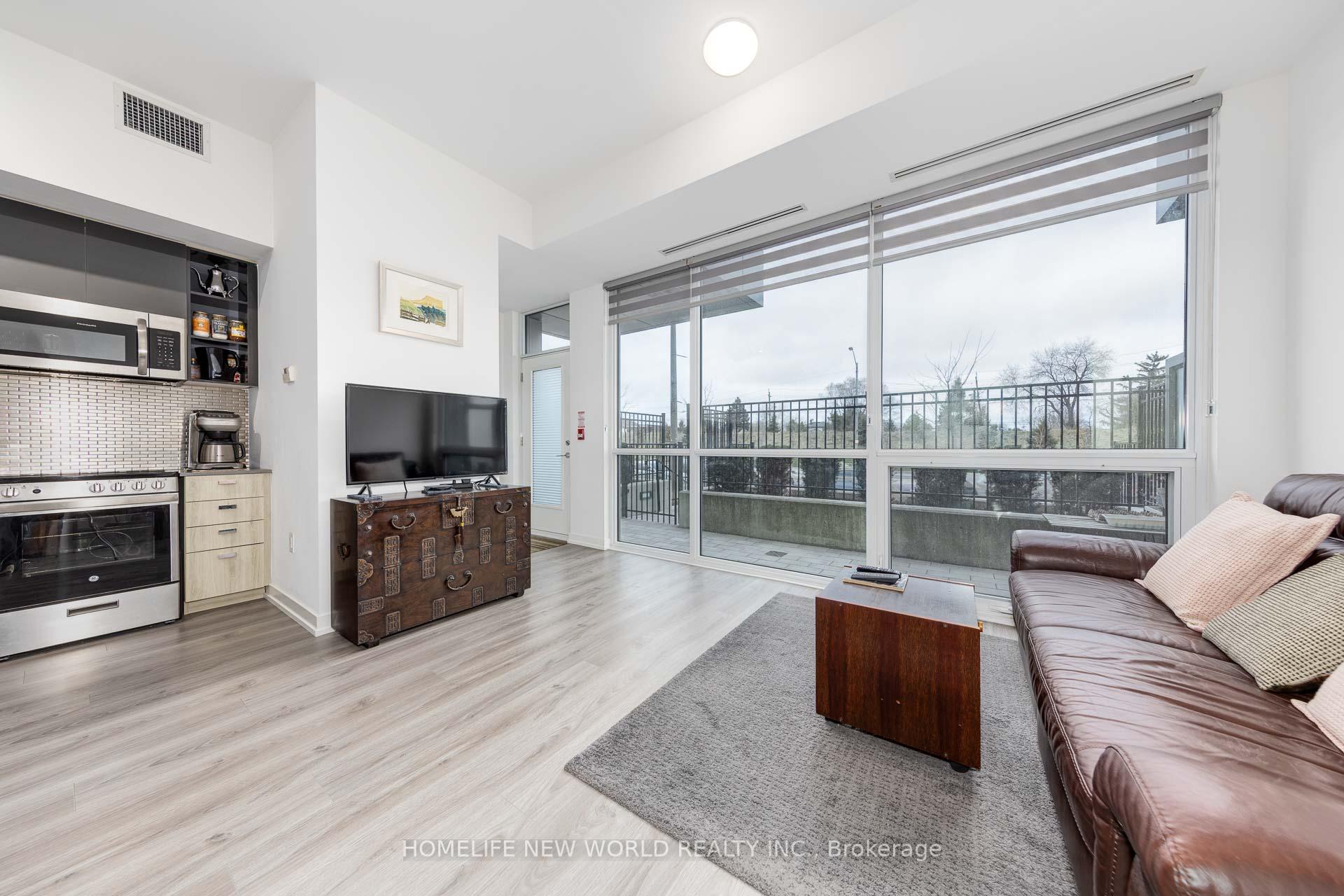 2 Bedrooms Condo at 10 De Boers,  Toronto For sale