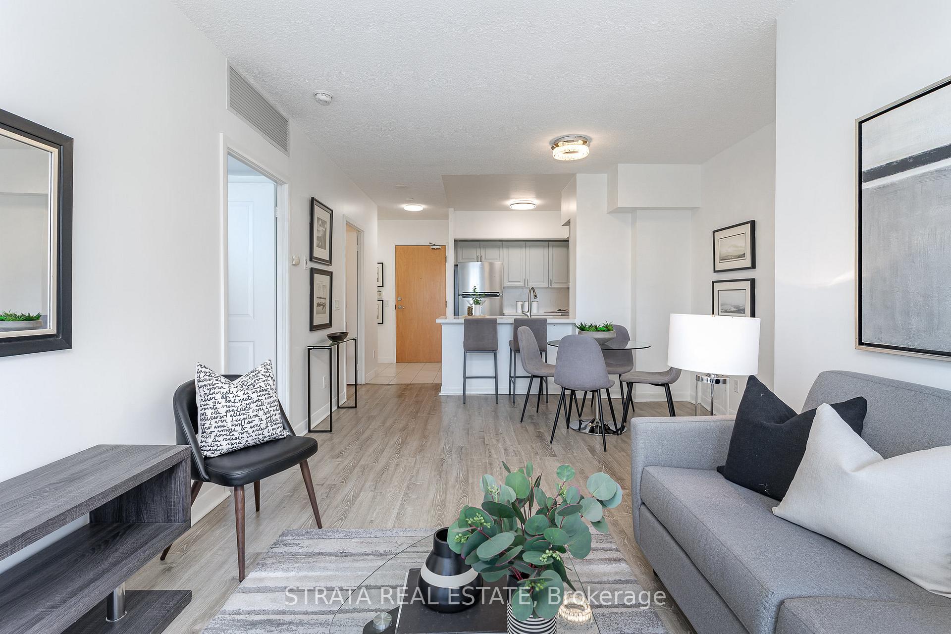3 Bedrooms Condo at 4978 Yonge, Toronto For sale