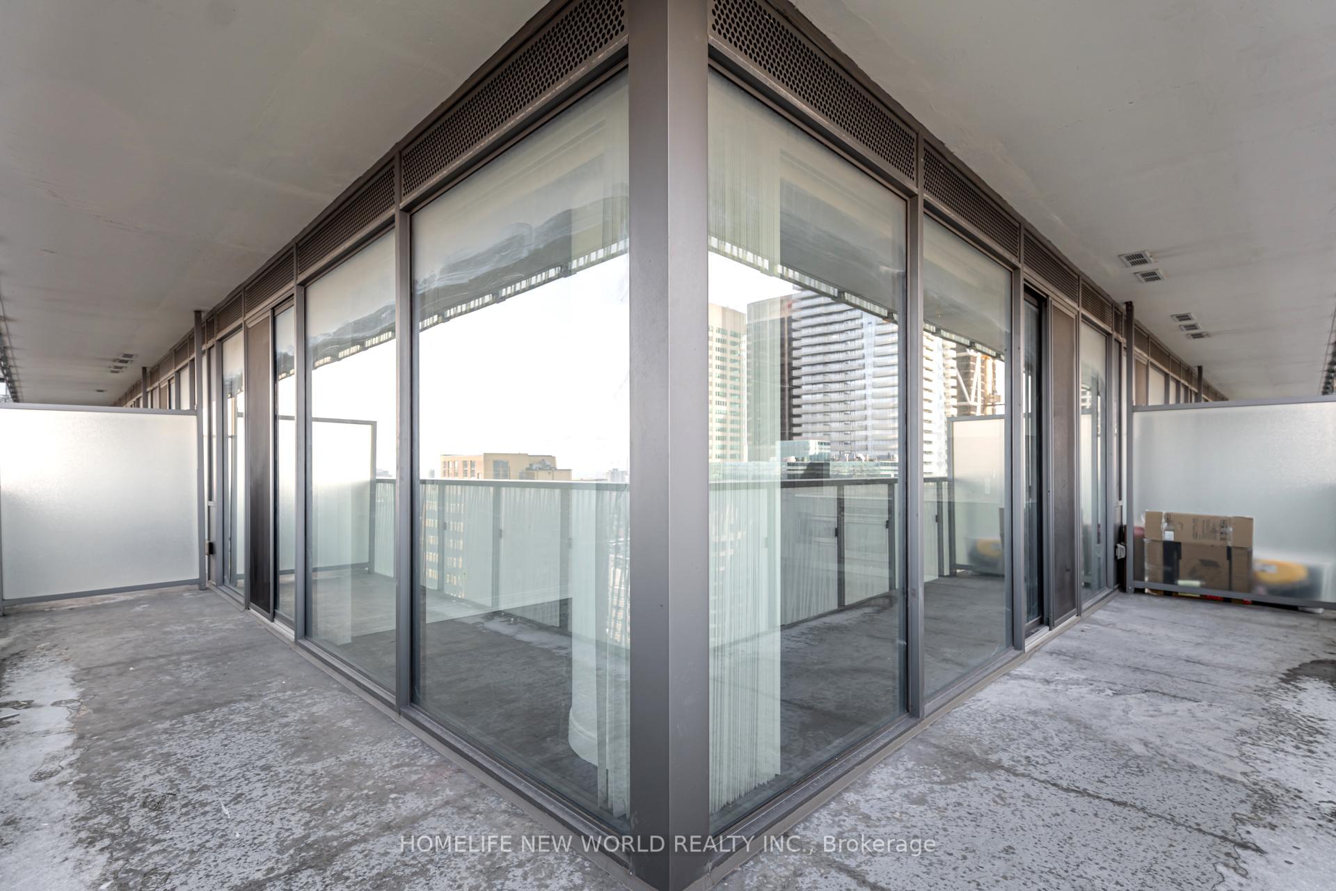 1 Bedroom Condo at 50 Charles, Toronto For sale