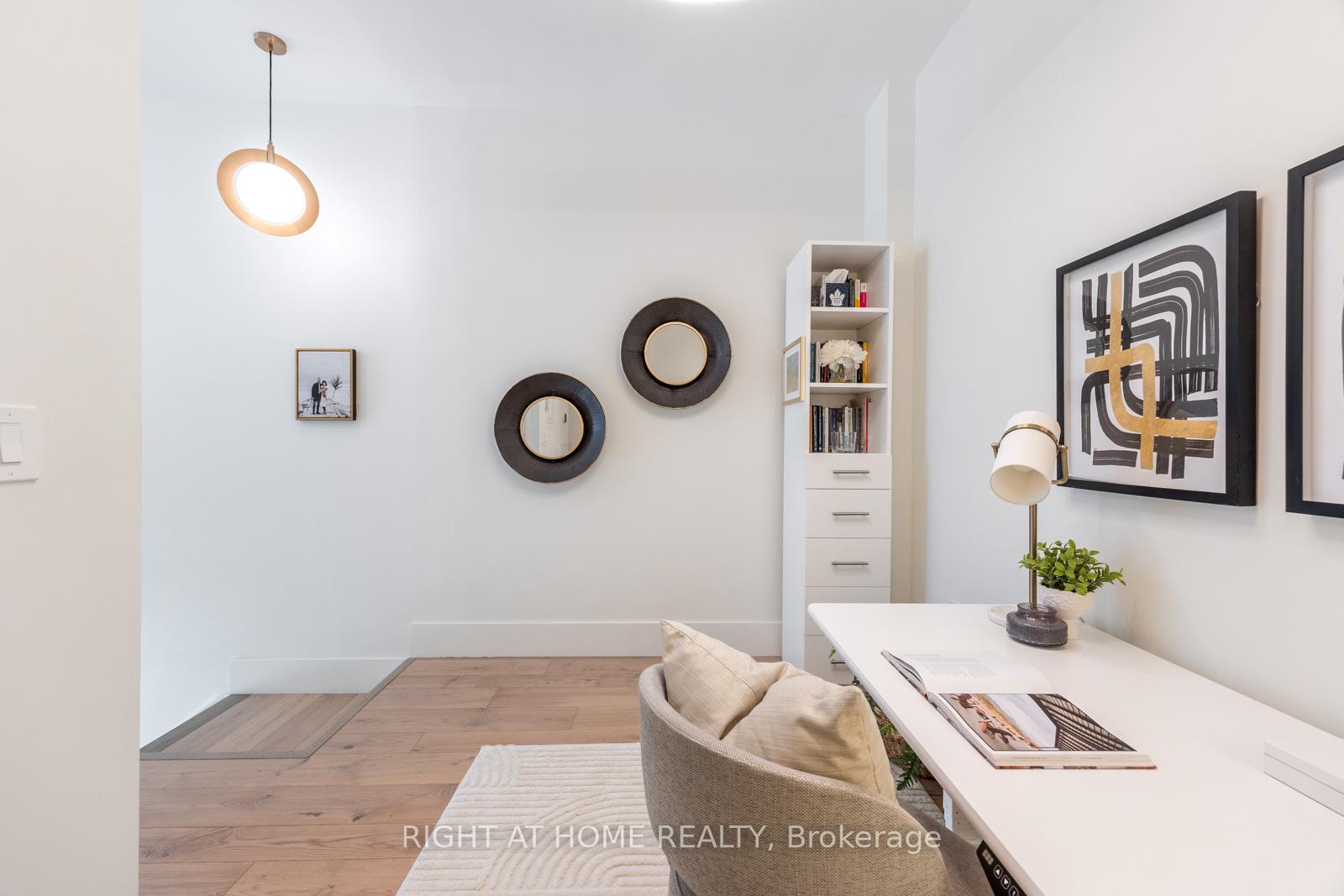 2 Bedrooms Condo at 39 Queens, Toronto For sale