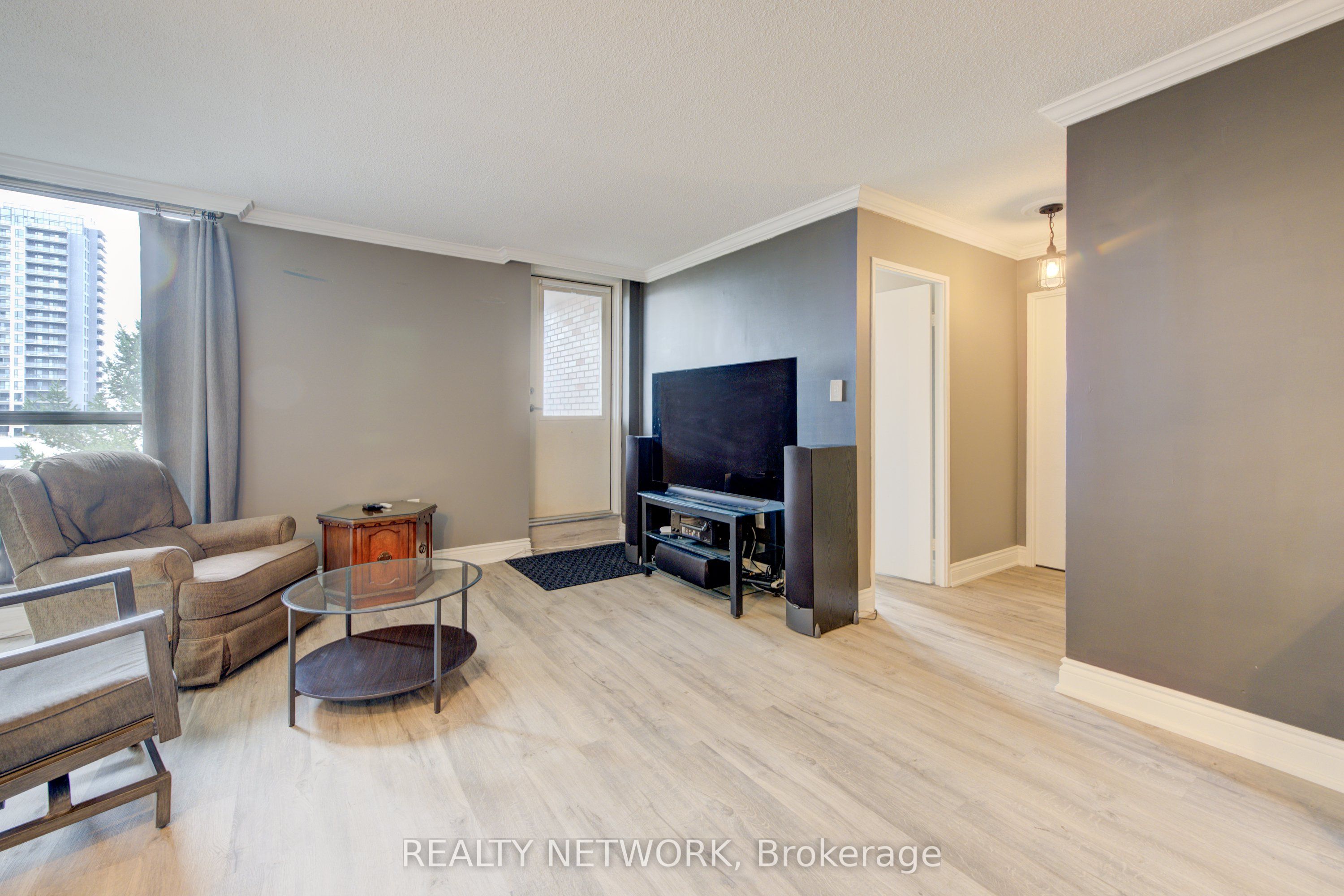 222 Jackson Street W, #702