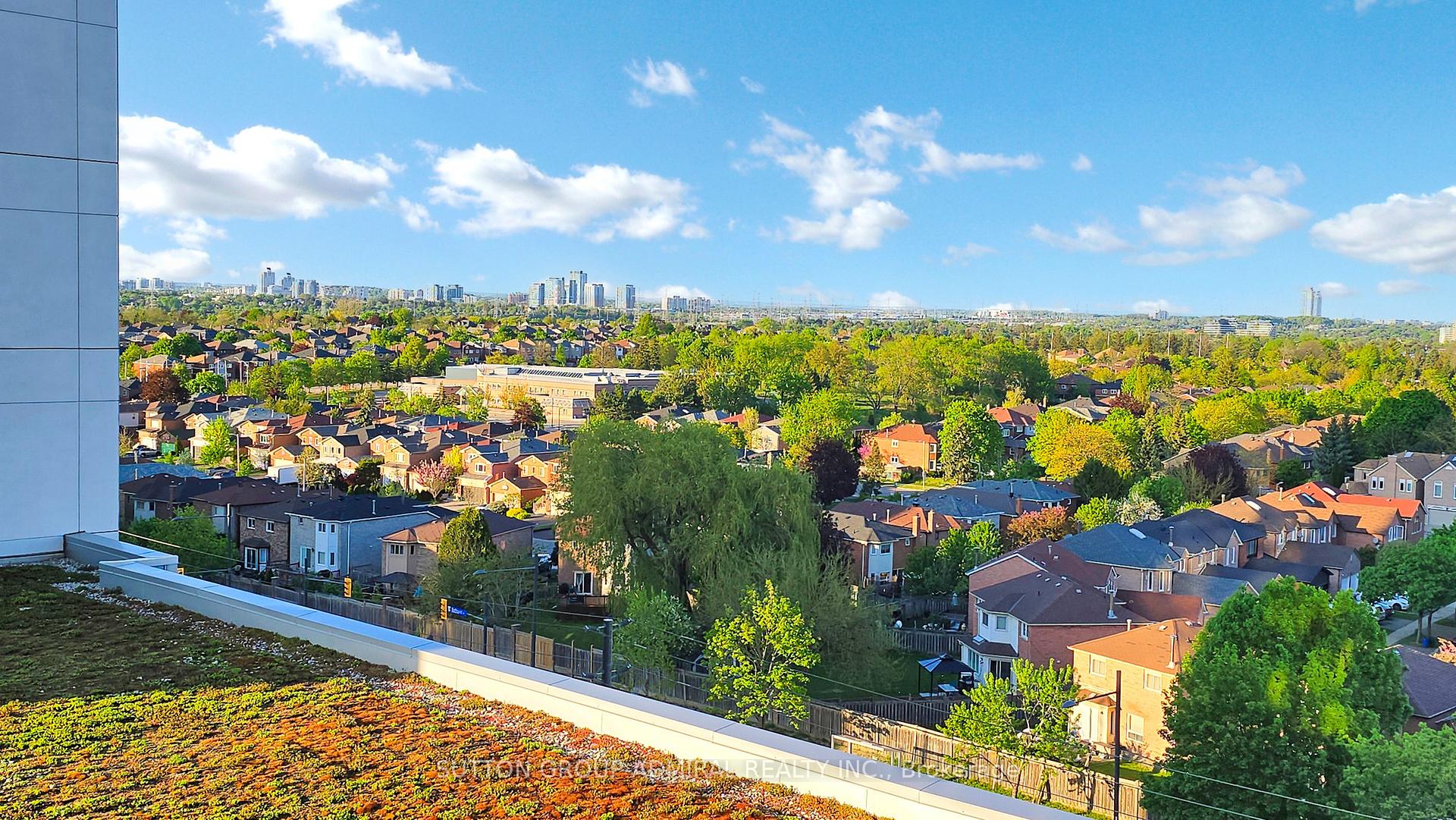 1 Bedroom Condo at 7890 Bathurst, Vaughan For sale