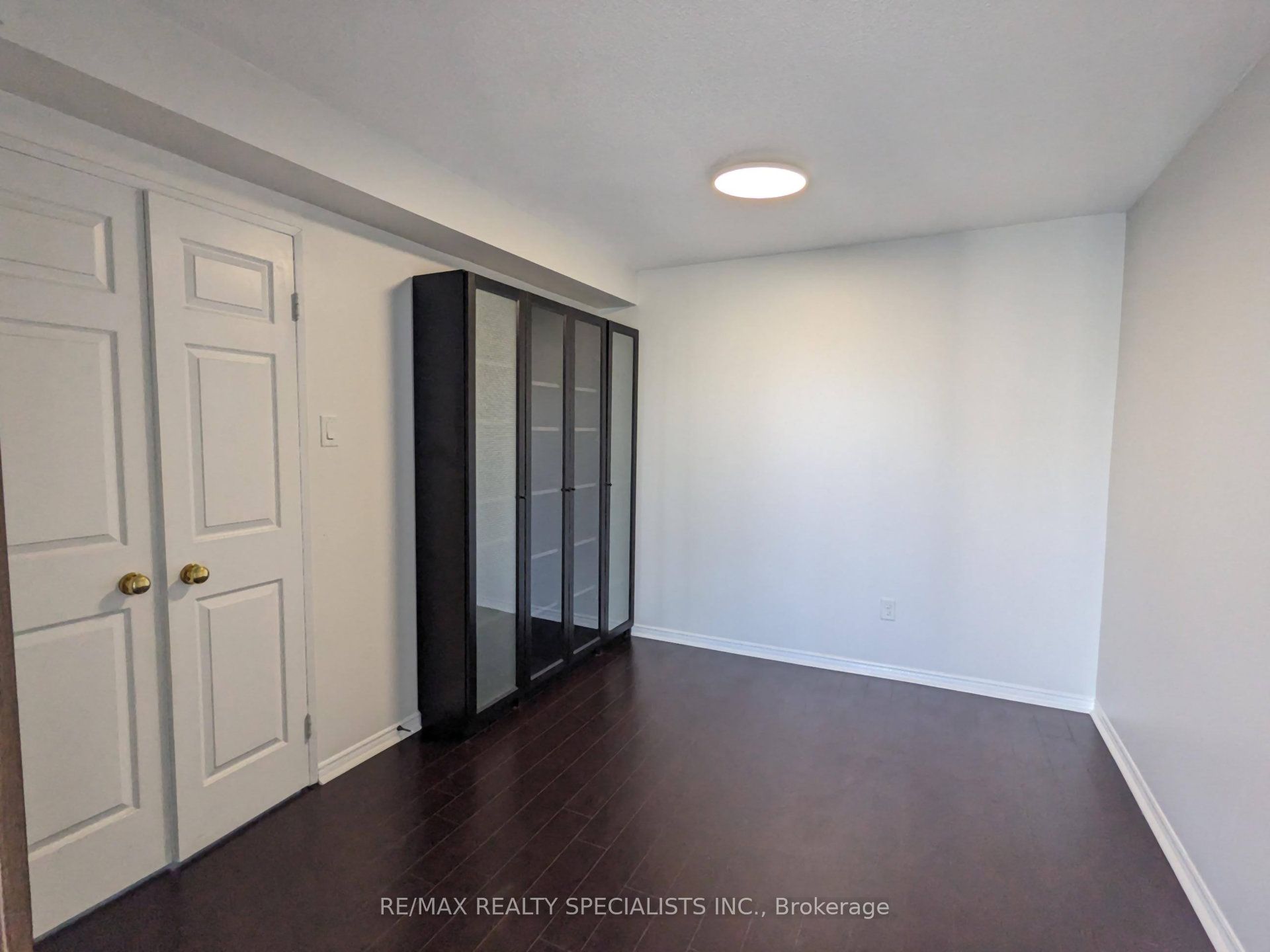 50 Kingsbridge Garden Circle, #1807