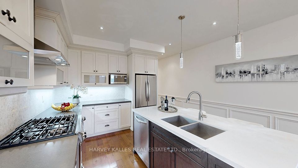 272B Boon Avenue