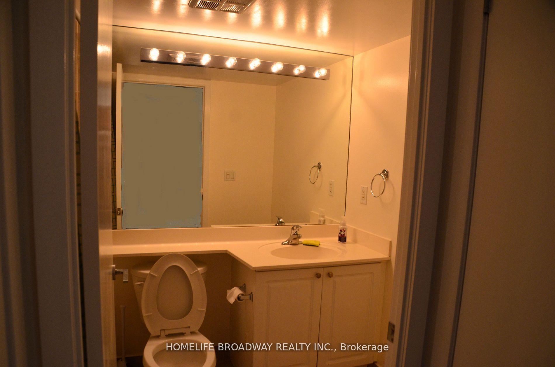 2 Bedrooms Condo at 219 Fort York,  Toronto For sale