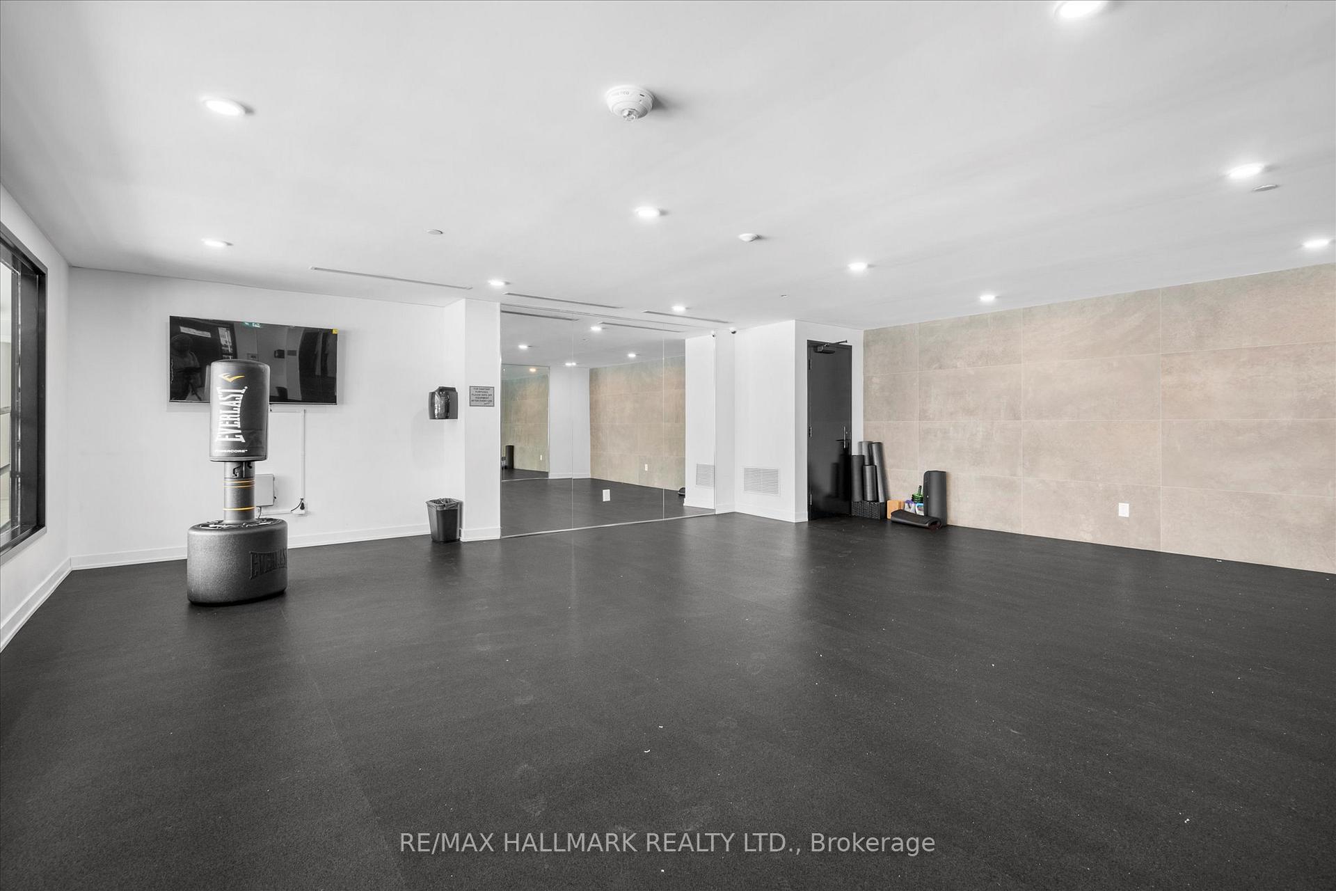 2 Bedrooms Condo at 2799 Kingston, Toronto For sale