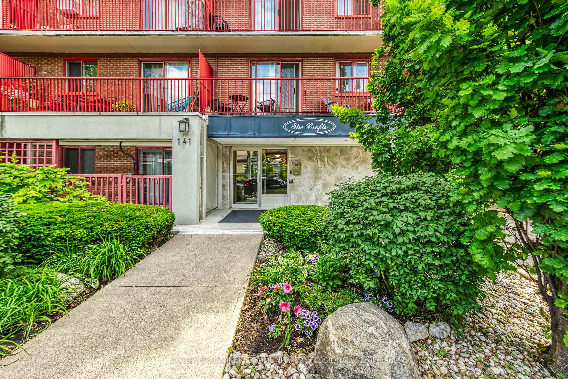 1 Bedroom Condo at 141 Catharine, Hamilton For sale