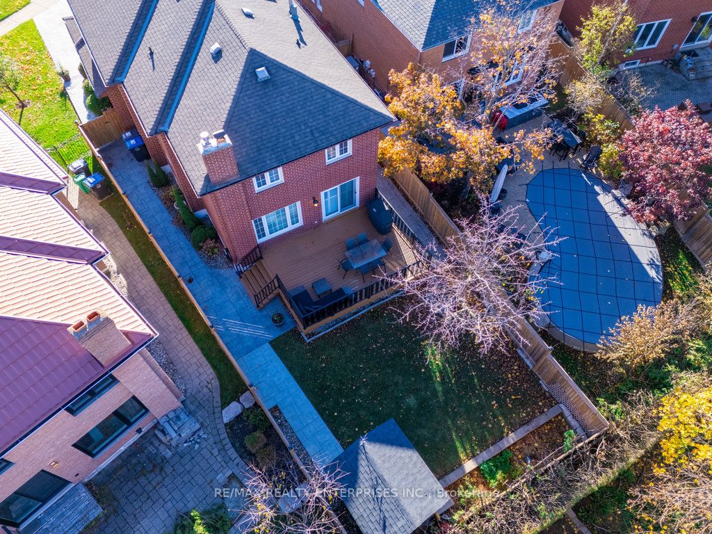 4061 Rolling Valley Drive