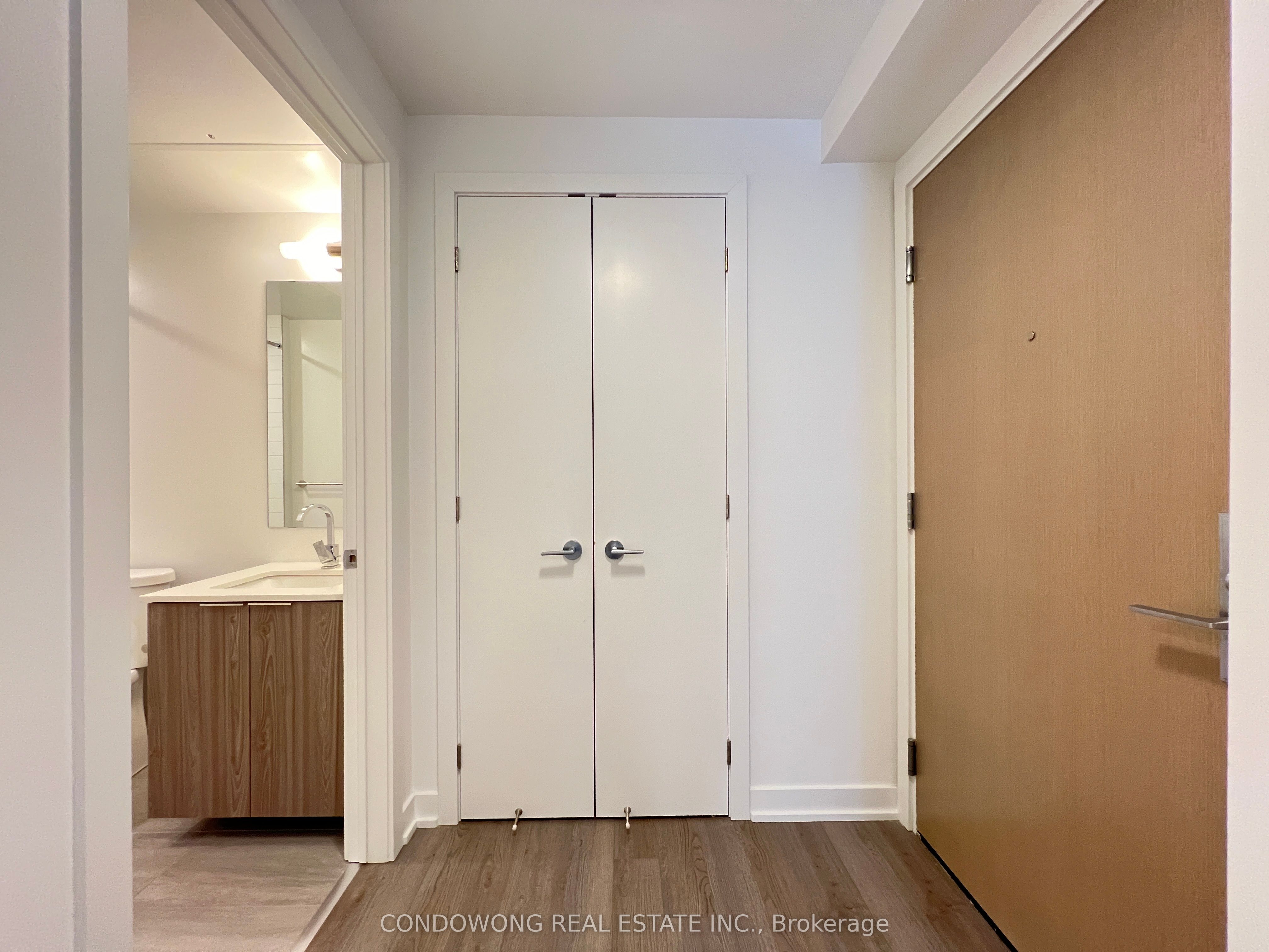 357 King Street W, #2205