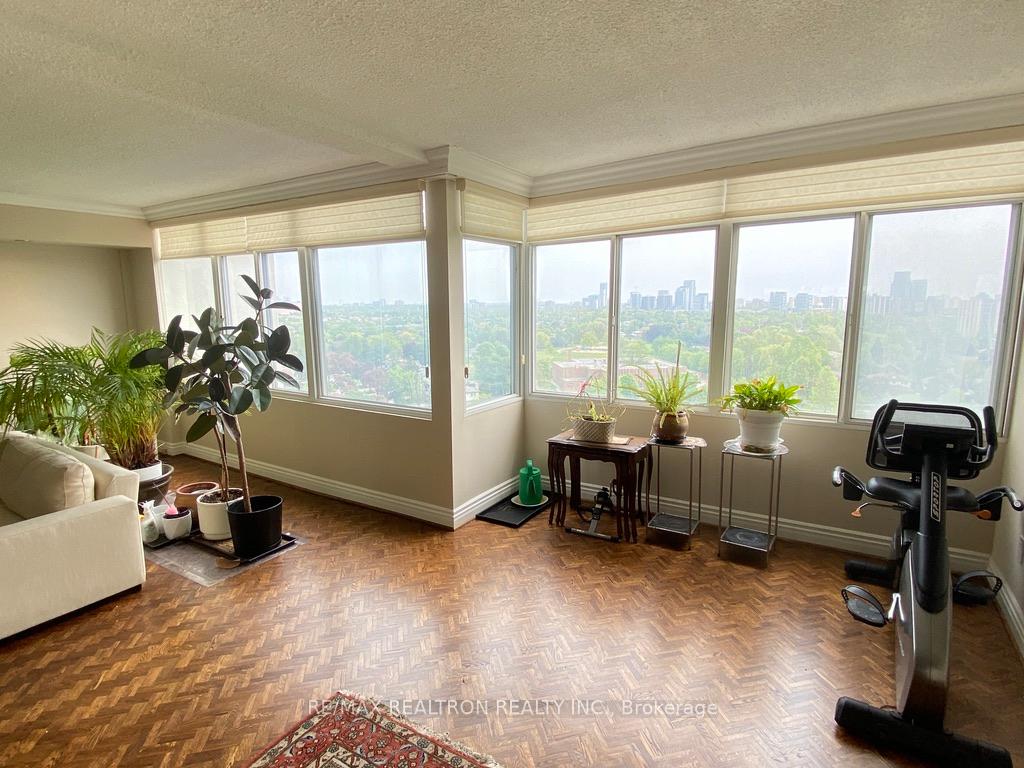 2 Bedrooms Condo at 1555 Finch,  Toronto For sale