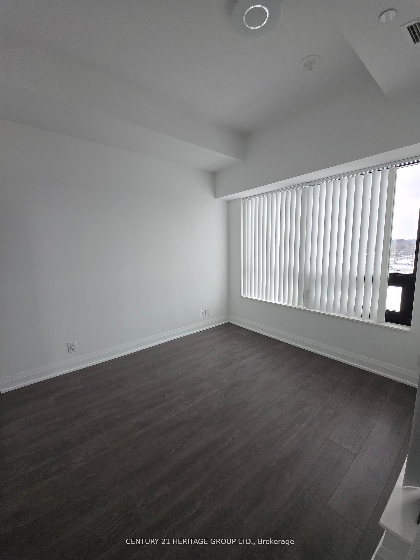 2 Bedrooms Condo at 33 Frederick Todd, Toronto For sale