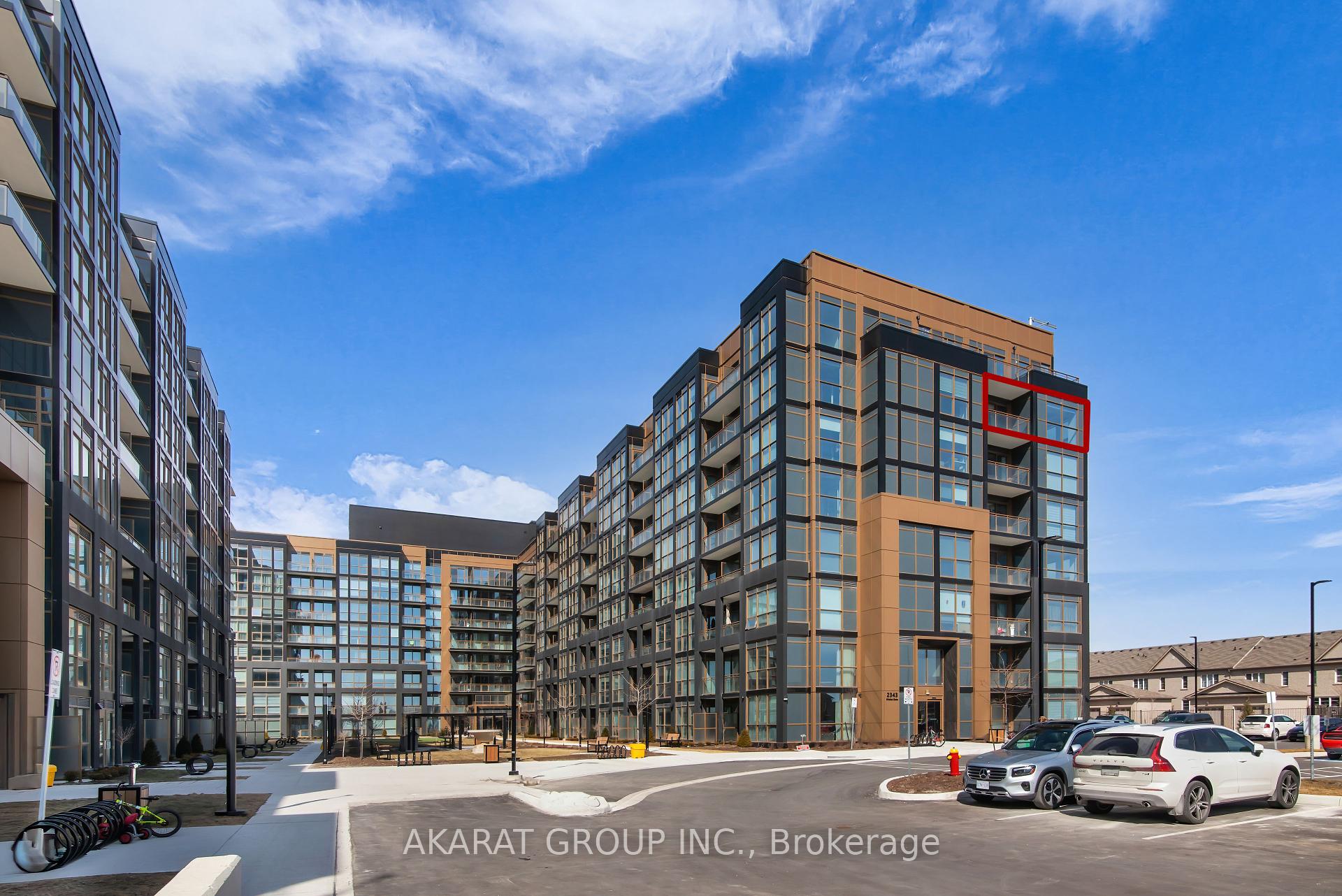 3 Bedrooms Condo at 2343 Khalsa, Oakville For sale