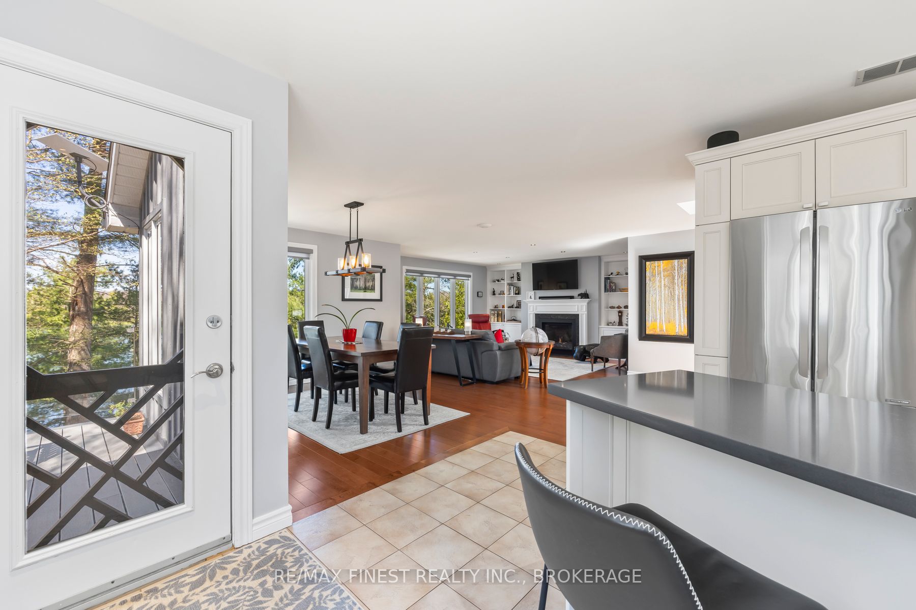 1150 Deer Park Lane