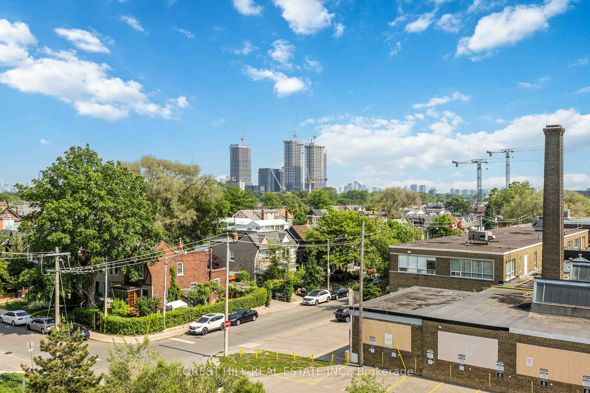 2 Bedrooms Condo at 812 Lansdowne, Toronto For sale