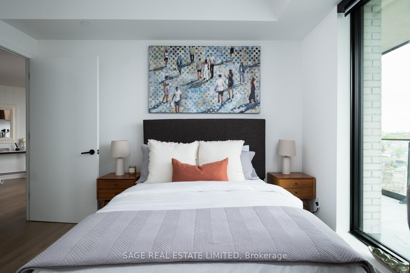 3 Bedrooms Condo at 200 Sudbury, Toronto For sale