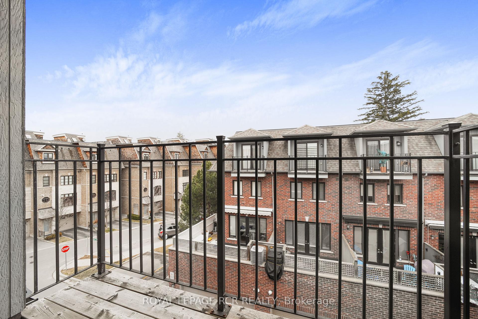 4 Bedrooms Condo at 8343 Kipling, Vaughan For sale